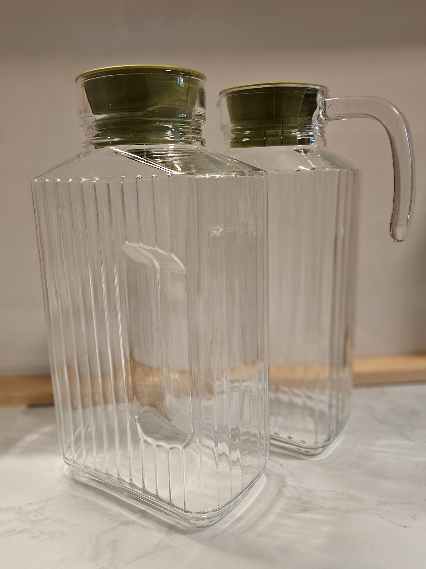 Arc France Pitchers | Set of 2