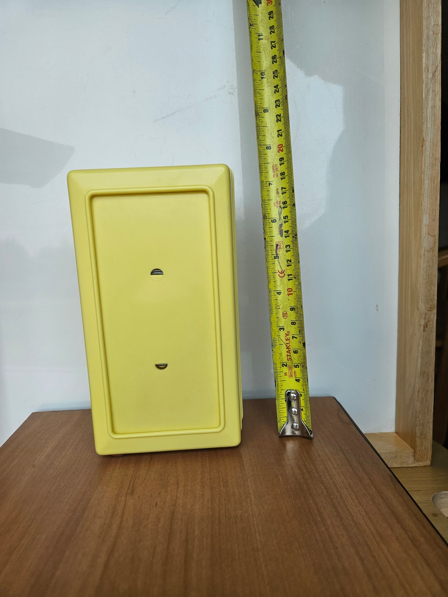 Yellow Paper Napkin Dispenser | Les Papiers Perkins Ltee, Canada
