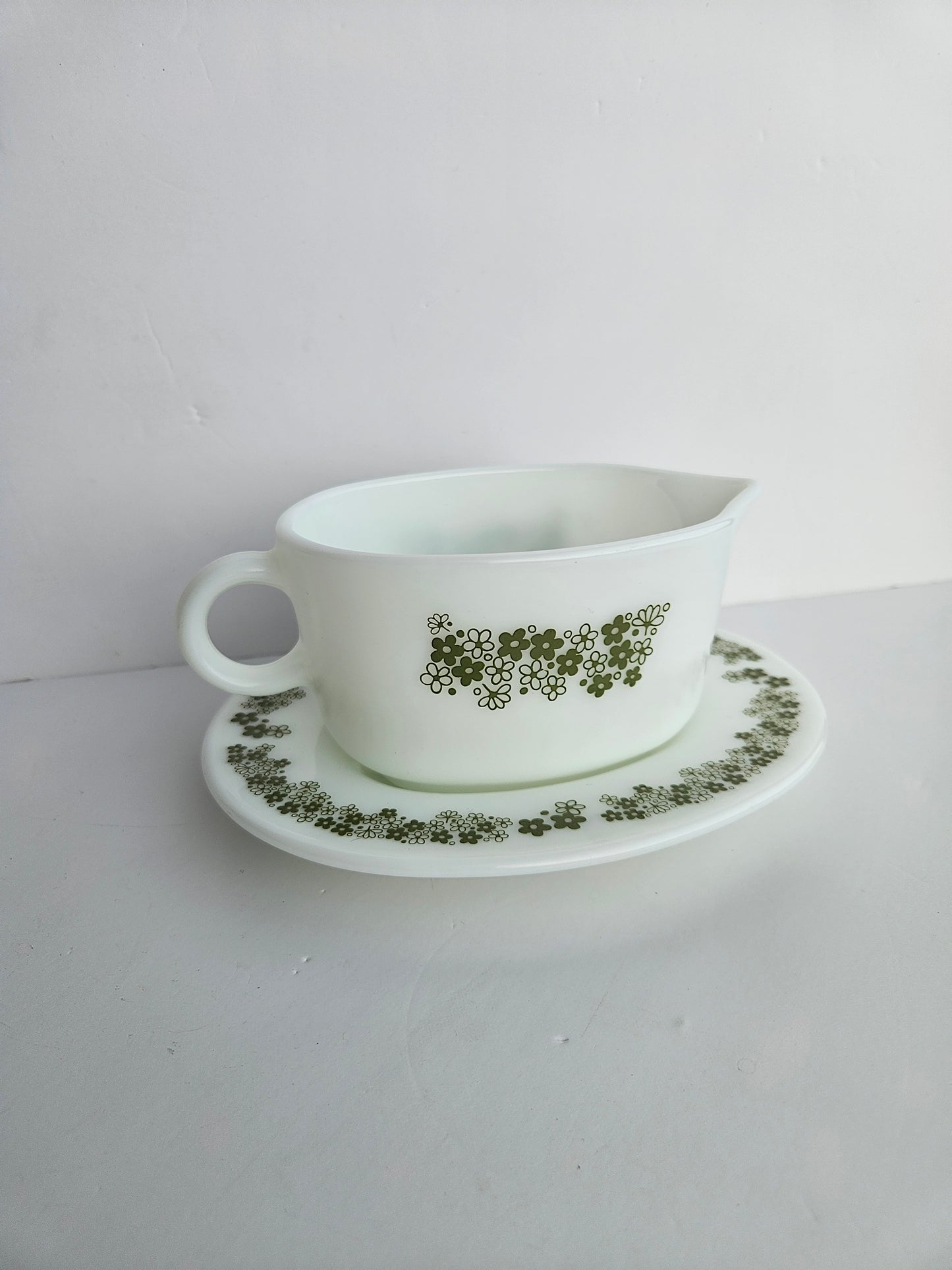 1972 Pyrex "Spring Blossom Green" Gravy Boat | Crazy Daisy | White Milk Glass | Made in USA | Vintage