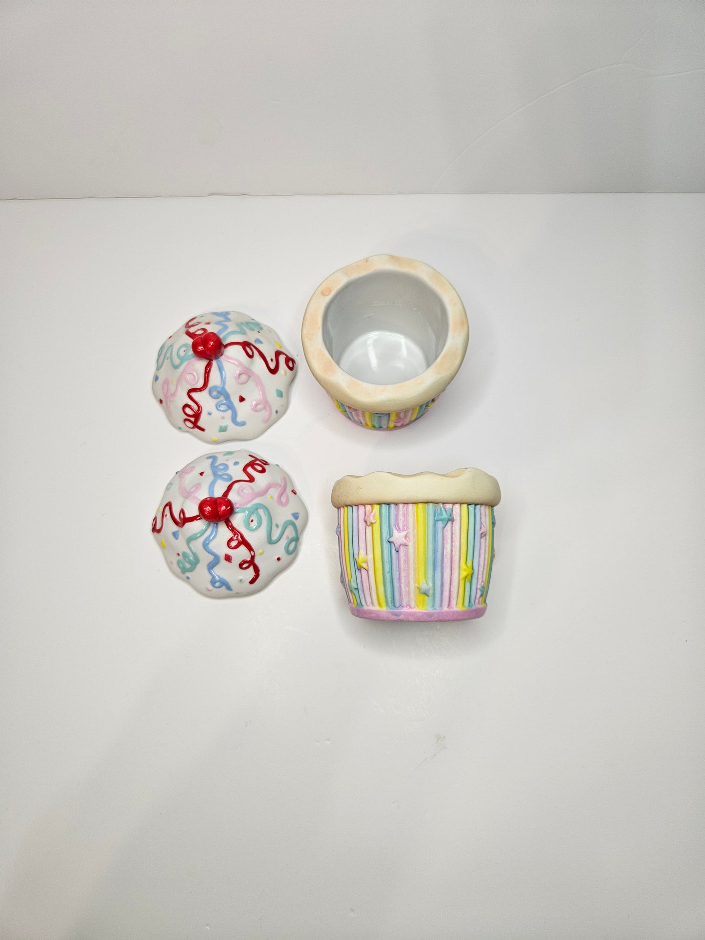 Cute Cupcake Candle Holder | 1990s | PartyLite