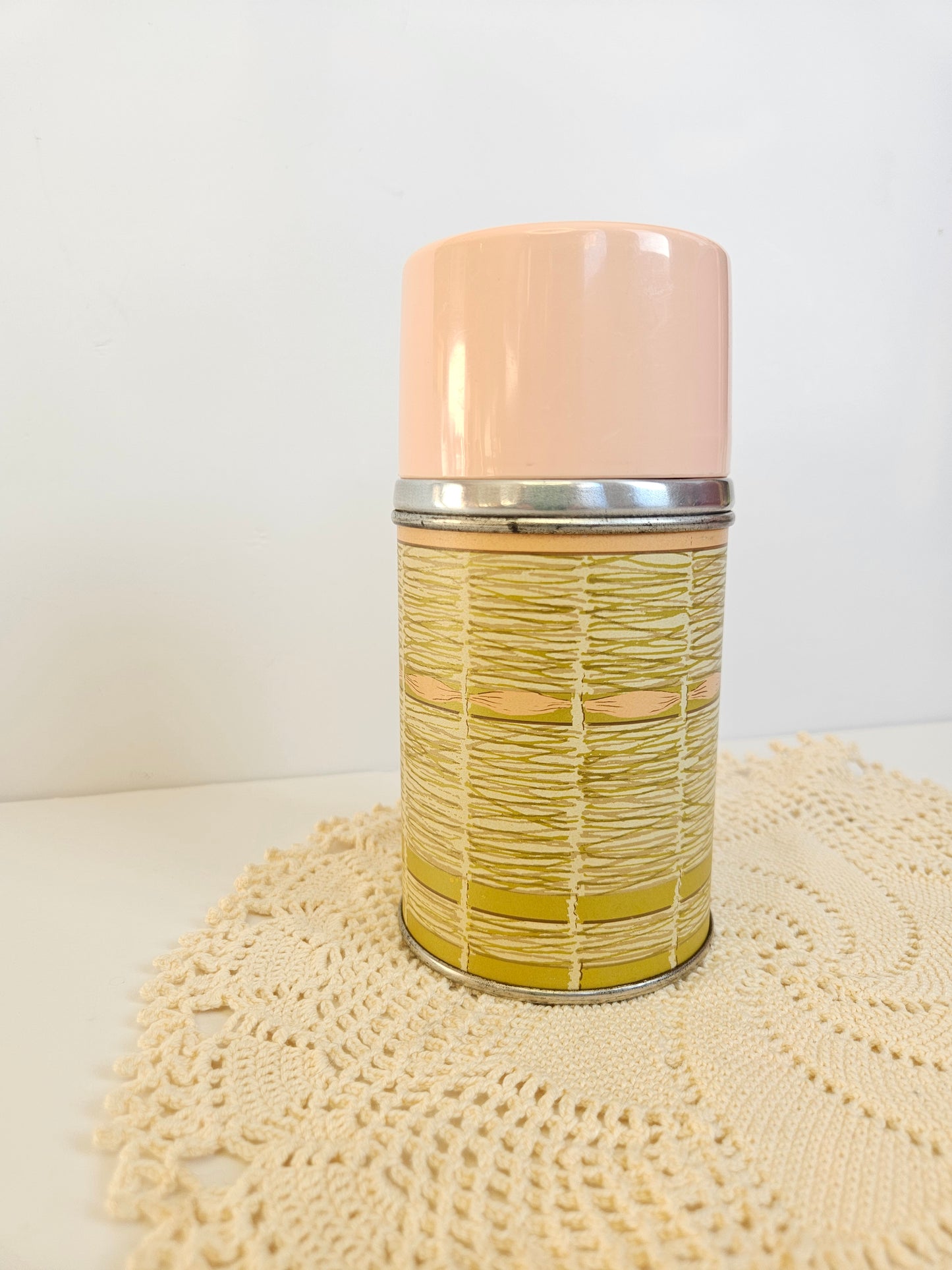 1958 Debutante Thermos | Pink Basket Weave