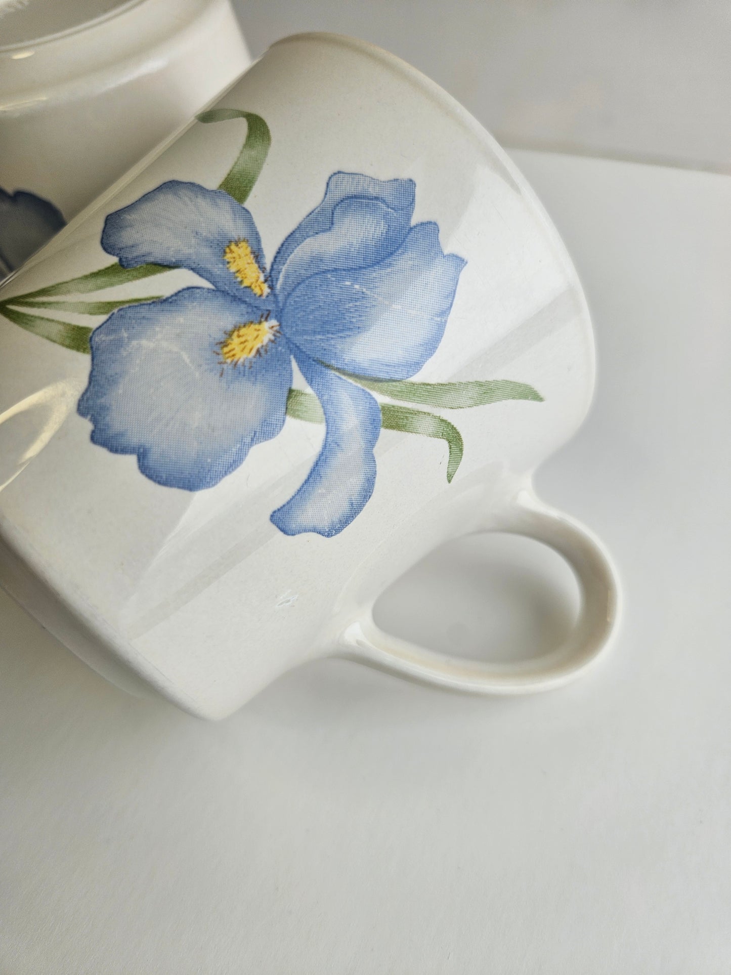 1980s Corelle Blue Iris Mugs | Set of 2 | 8oz | Corning | Vintage Stoneware