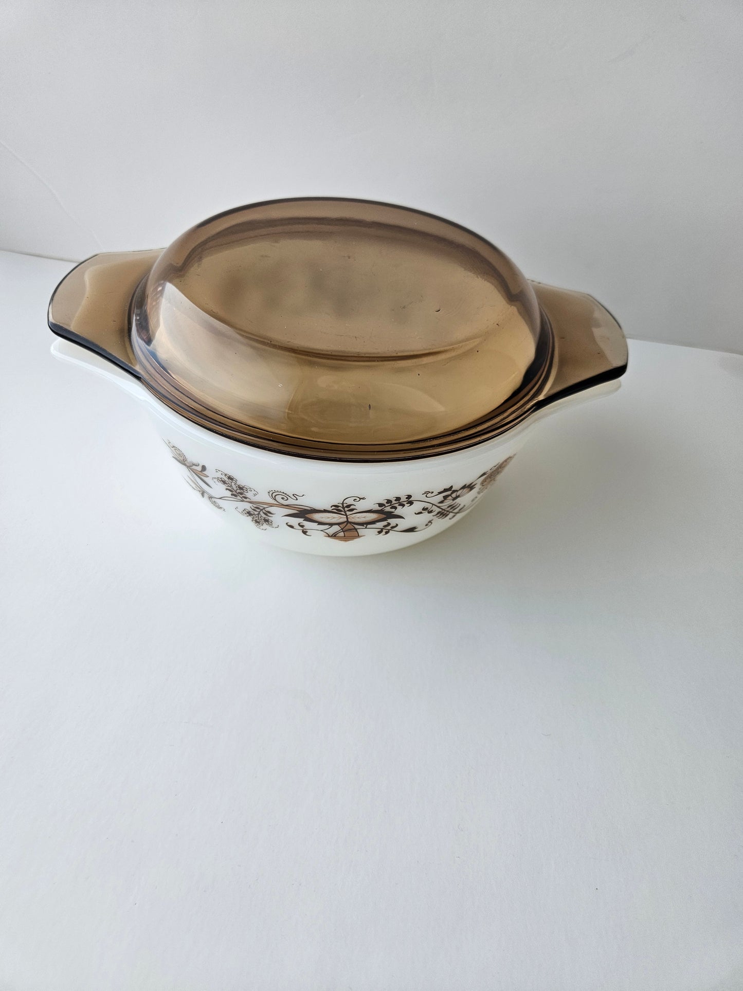 1980s Pyrex "Brown Floral Vine" Casserole Dish with Lid | 1.5QT | Made in UK | Vintage