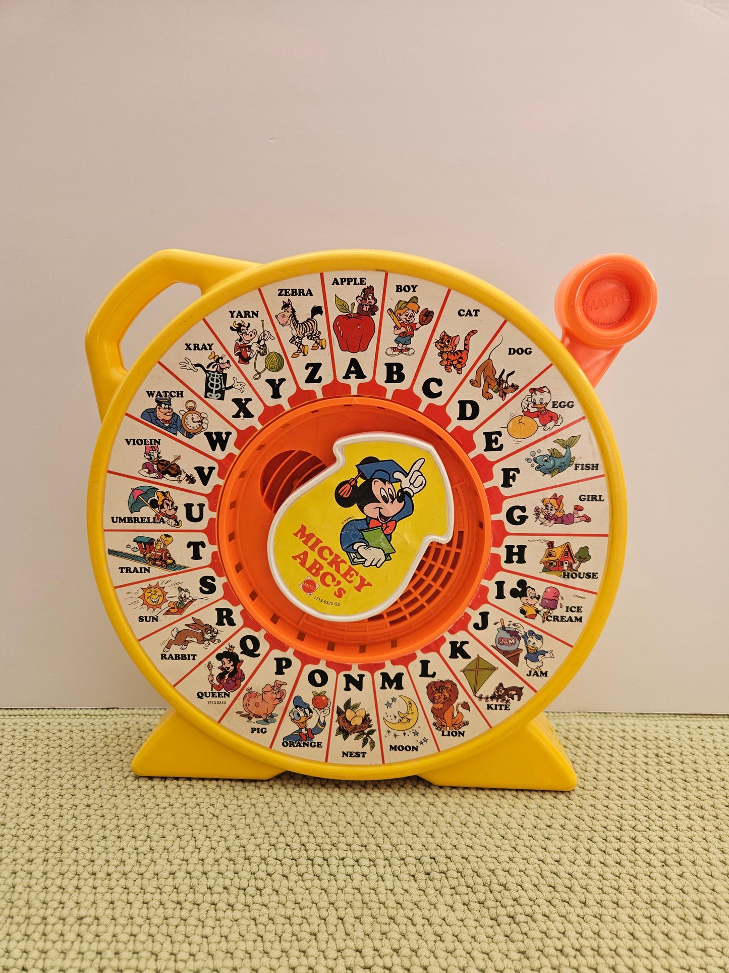 1970s–1989 Disney Vintage Toy Bundle | Minnie Mouse Puppet & Mattel See N' Say | Applause