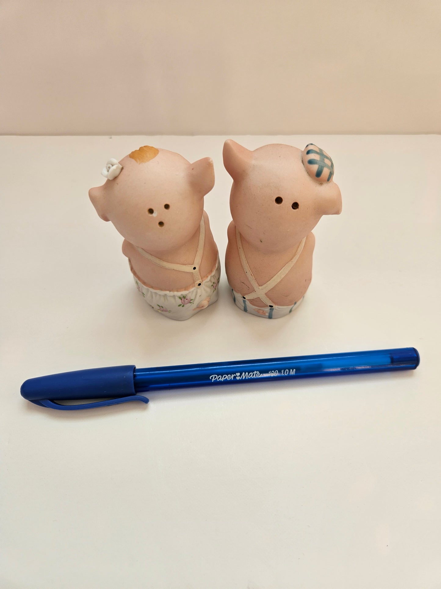 Vintage Salt and Pepper Shakers | Cute Pigs | Japan